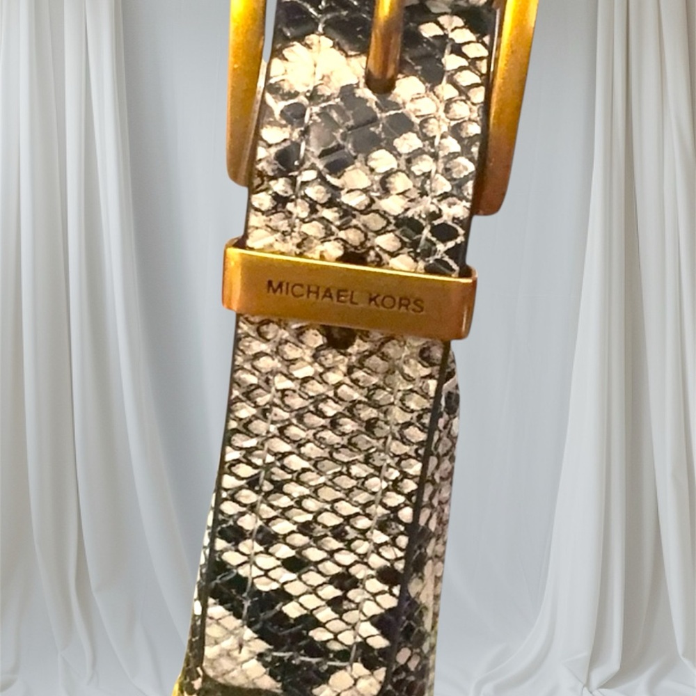 Snakeskin Patterned Michael Kors Crossbody - Picture 6 of 7